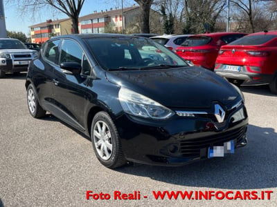 Renault Clio 1.2 75CV 5 porte Zen usata