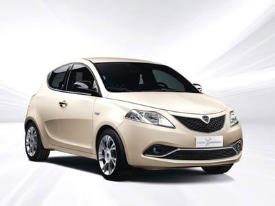 Lancia Ypsilon 1.2 69 CV 5 porte GPL Ecochic Alberta Ferretti usata