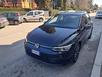 Volkswagen Golf Variant 2.0 TDI 150 CV DSG SCR 4Motion R-Line usata