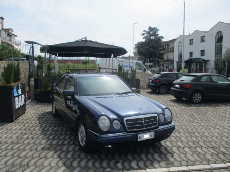 Mercedes-Benz Classe E 250 diesel cat Avantgarde
