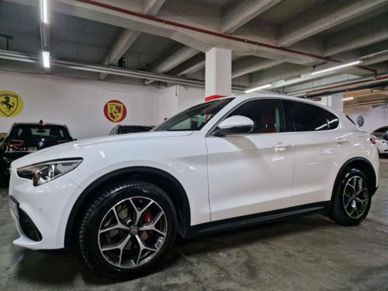 Alfa Romeo Stelvio Stelvio 2.2 Turbodiesel 210 CV AT8 Q4 Executive