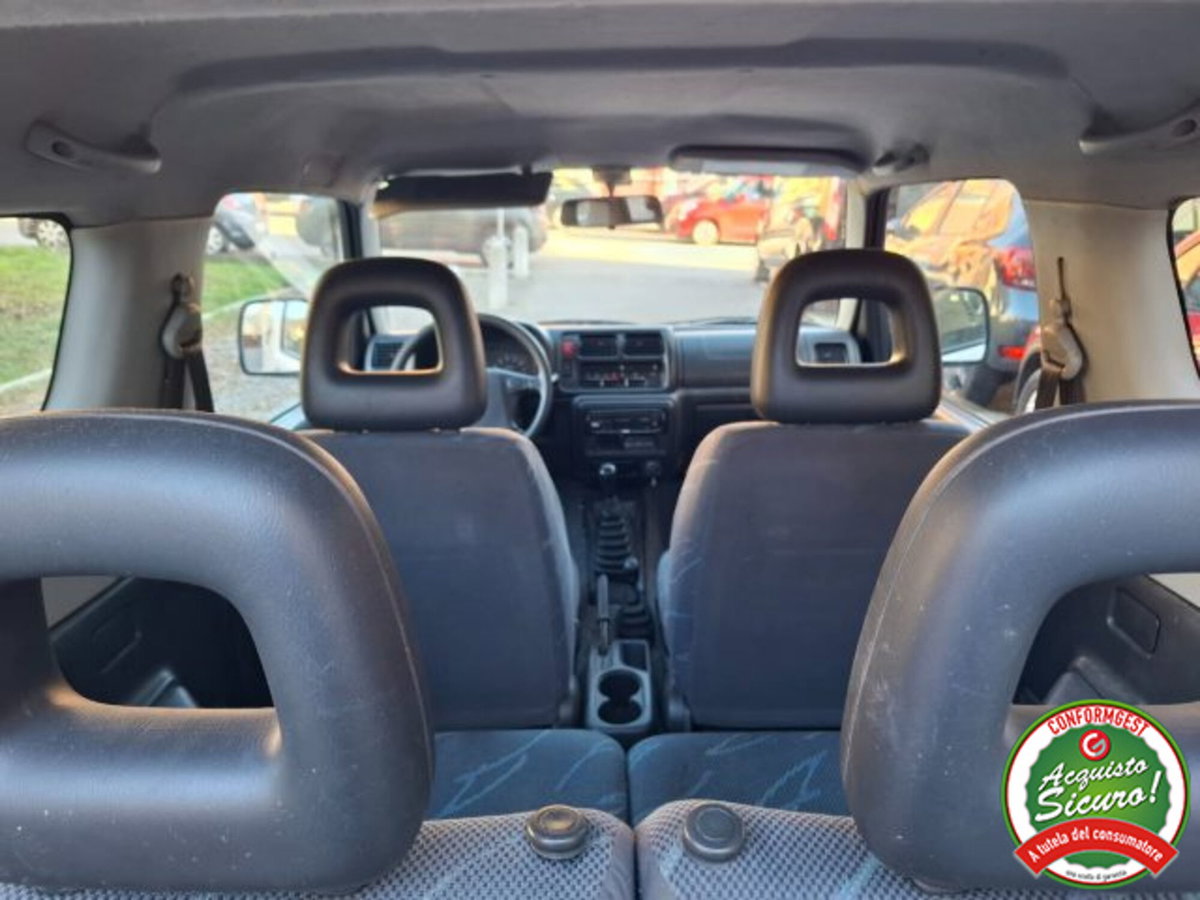 Suzuki Jimny 1.3i 16V cat 4WD JLX (11)