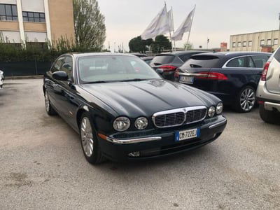 Jaguar XJ8 3.5 V8 cat usata