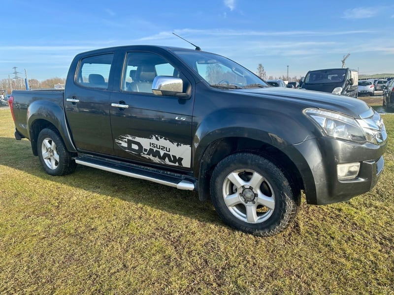 Isuzu D-Max Pick-up 2.5 Space Cab Solar 4WD