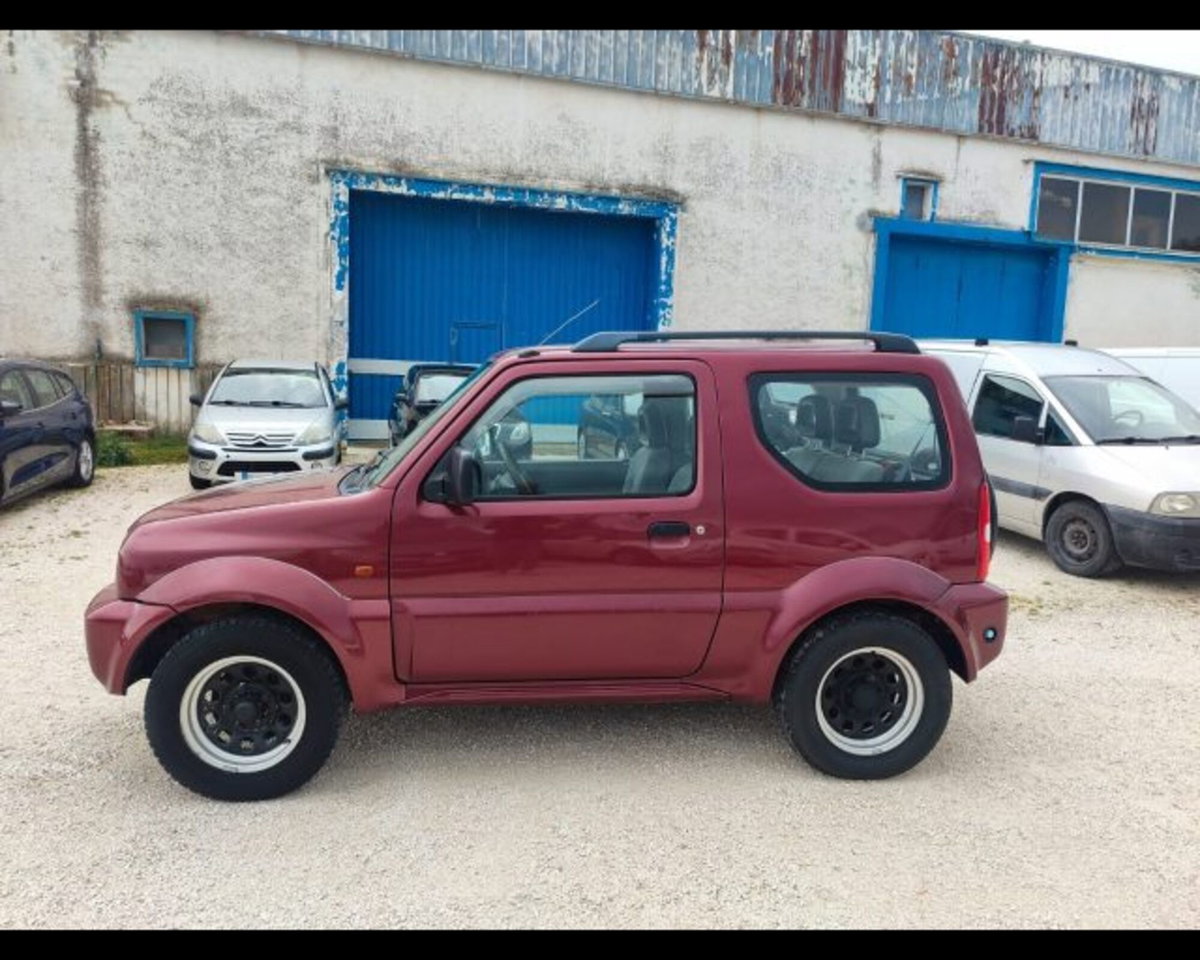Suzuki Jimny 1.3i 16V cat 4WD JLX (2)