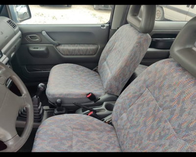 Suzuki Jimny 1.3i 16V cat 4WD JLX (12)