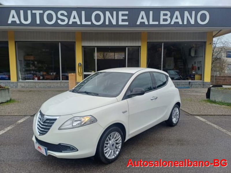 Lancia Ypsilon 0.9 TwinAir 85 CV 5 porte S&S DFN Platinum