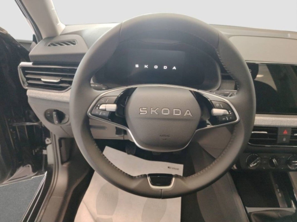 Skoda Kamiq 1.0 tsi 130 Edition 95cv (9)