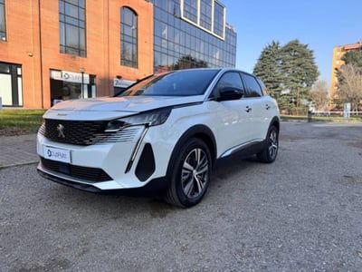 Peugeot 3008 1.2 hybrid Allure 145cv e-dcs6 usata