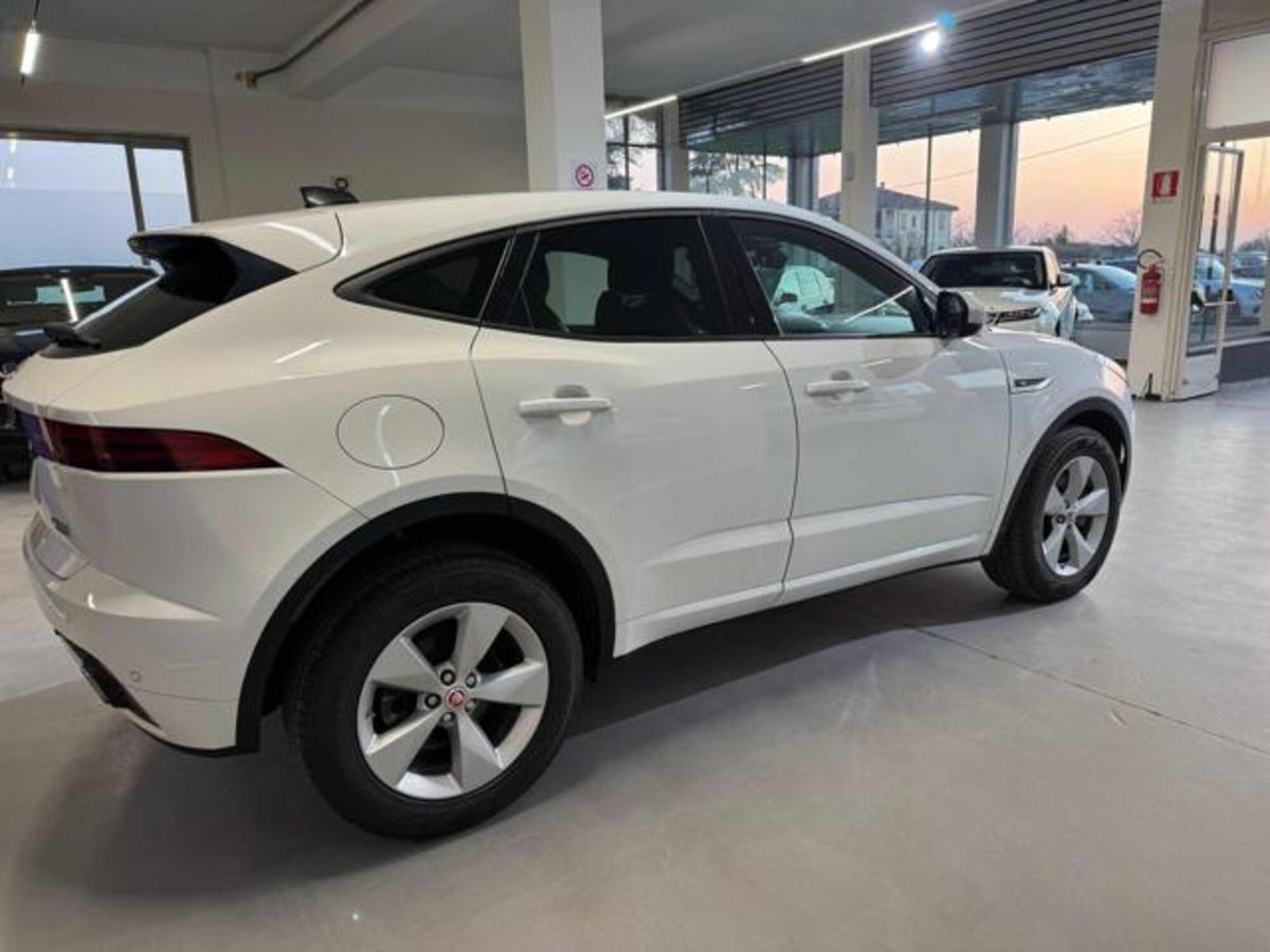 Jaguar E-Pace 2.0D 150 CV AWD aut. R-Dynamic HSE (10)