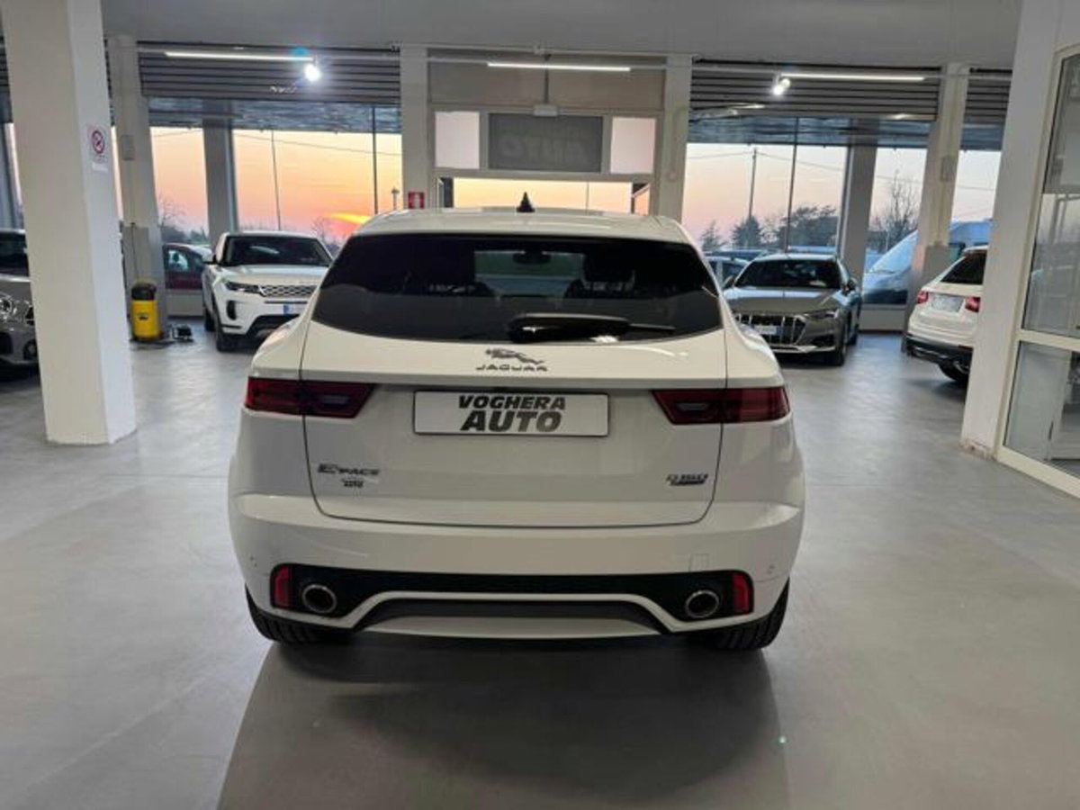 Jaguar E-Pace 2.0D 150 CV AWD aut. R-Dynamic HSE (4)