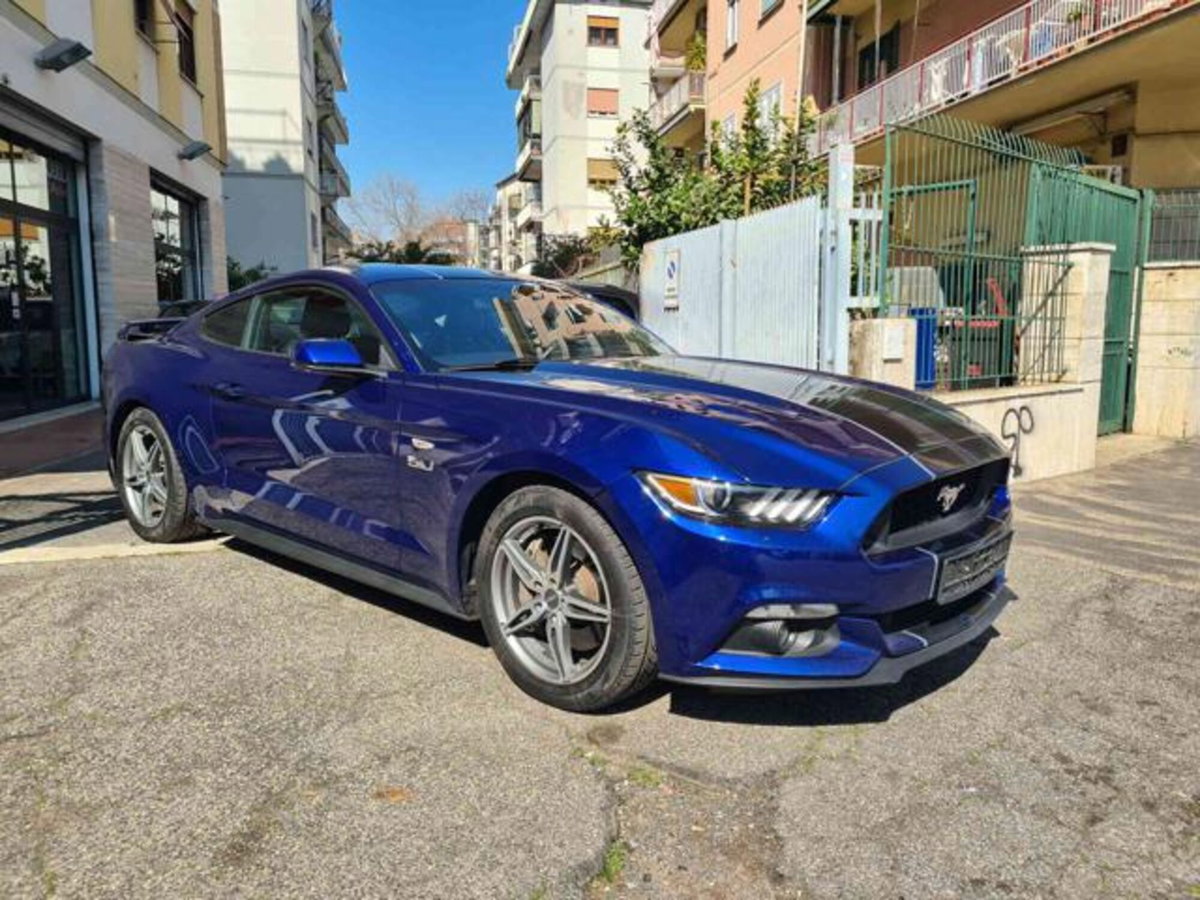 Ford Mustang Coupé Fastback 5.0 V8 TiVCT aut. GT (2)
