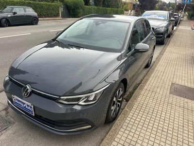 Volkswagen Golf Variant 2.0 TDI SCR DSG Style usata