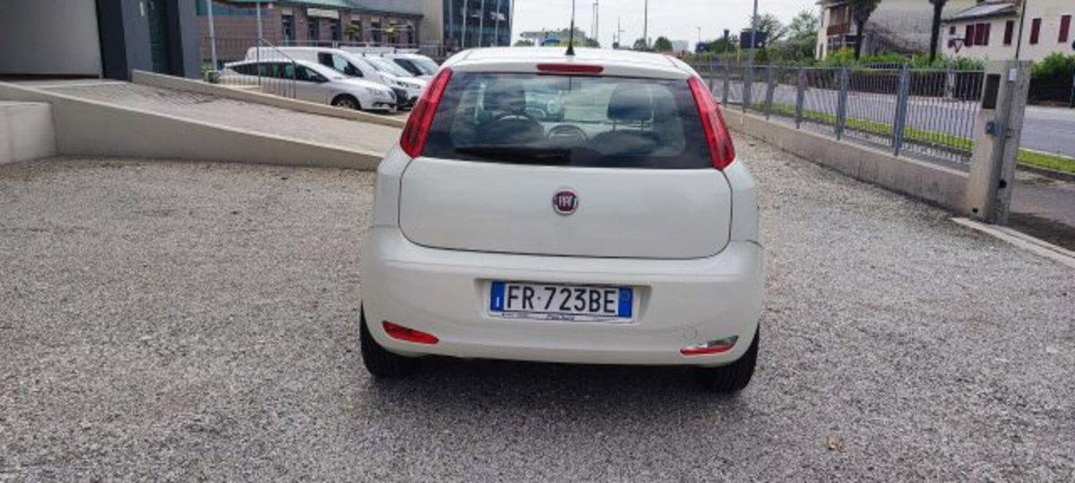 Fiat Punto 1.3 MJT II S&S 95 CV 5 porte Easy (7)