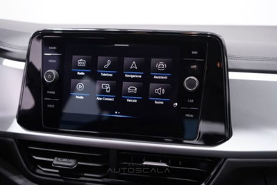 Volkswagen T-Roc 2.0 tdi Life 150cv dsg (16)