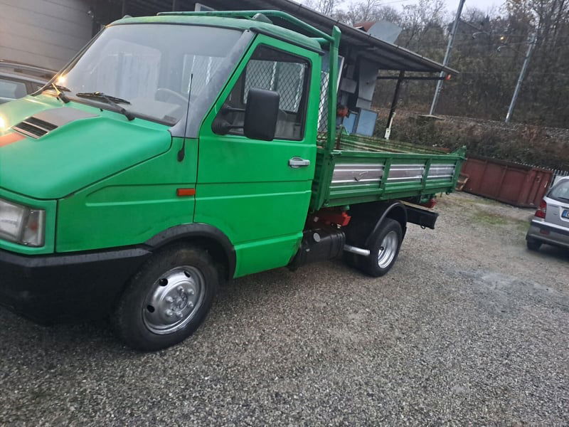 Iveco Daily Furgone 35.8 2.5 Diesel PL-TA Furg.Classic