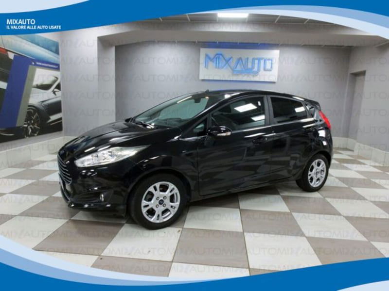 Ford Fiesta 1.5 TDCi 75CV 5 porte Titanium