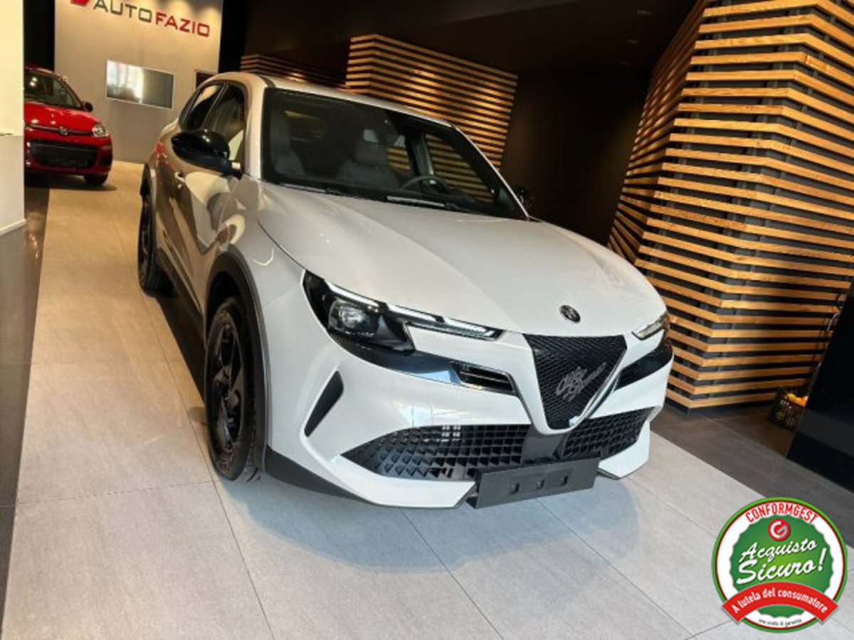 Alfa Romeo Junior 1.2 ibrida 145cv edct6 (4)