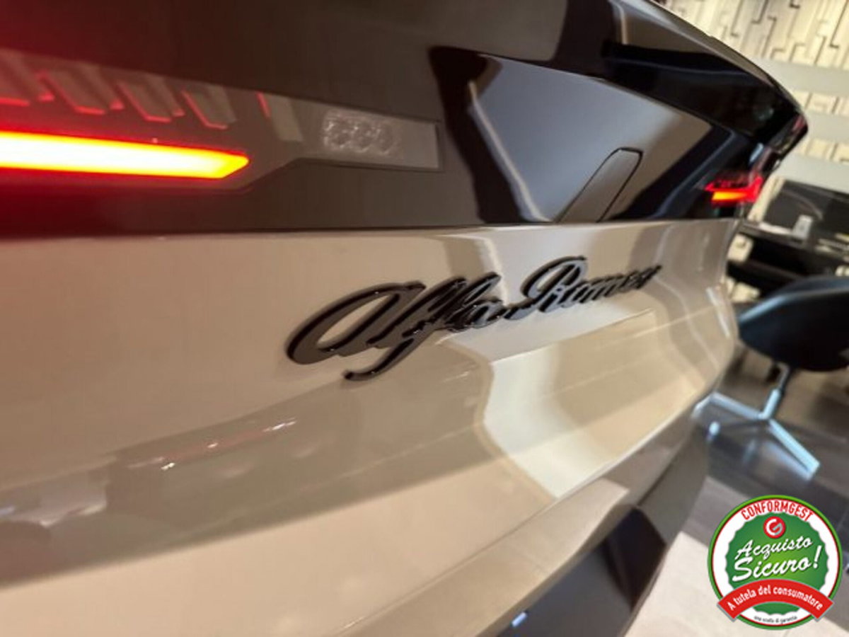 Alfa Romeo Junior 1.2 ibrida 145cv edct6 (8)