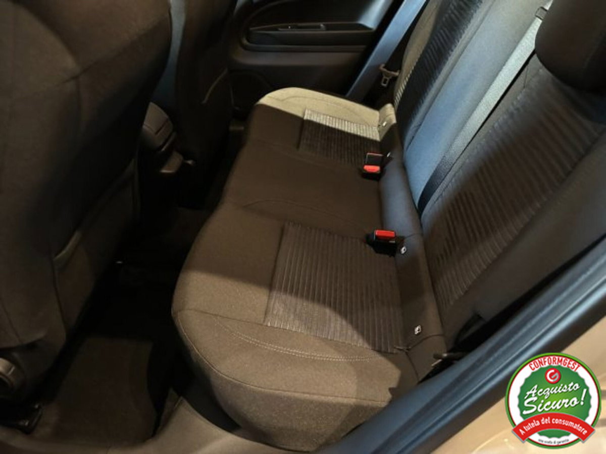 Alfa Romeo Junior 1.2 ibrida 145cv edct6 (9)
