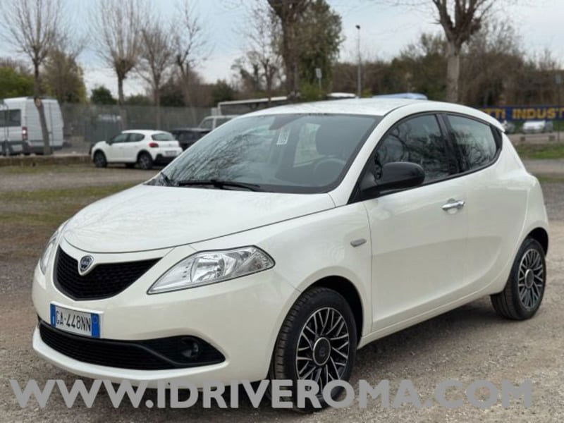 Lancia Ypsilon 1.2 69 CV 5 porte GPL Gold Plus
