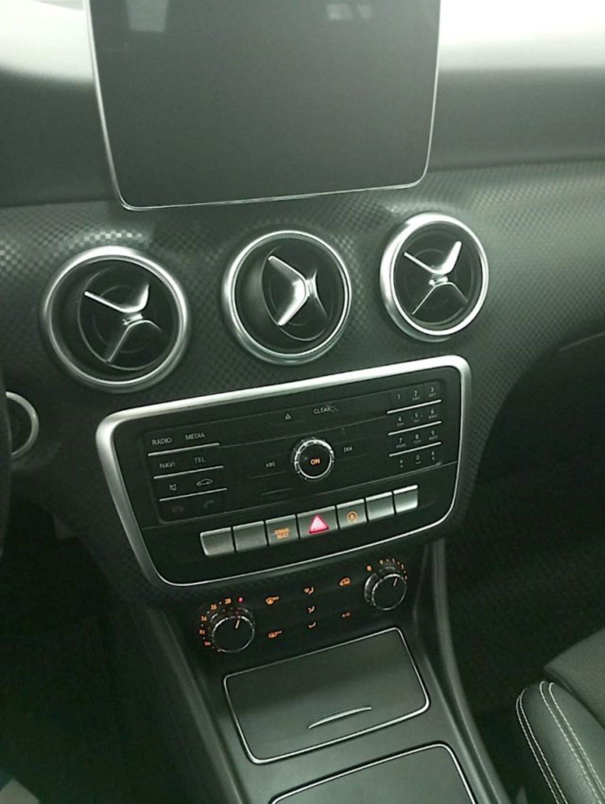 Mercedes-Benz Classe A 200 d Sport (9)