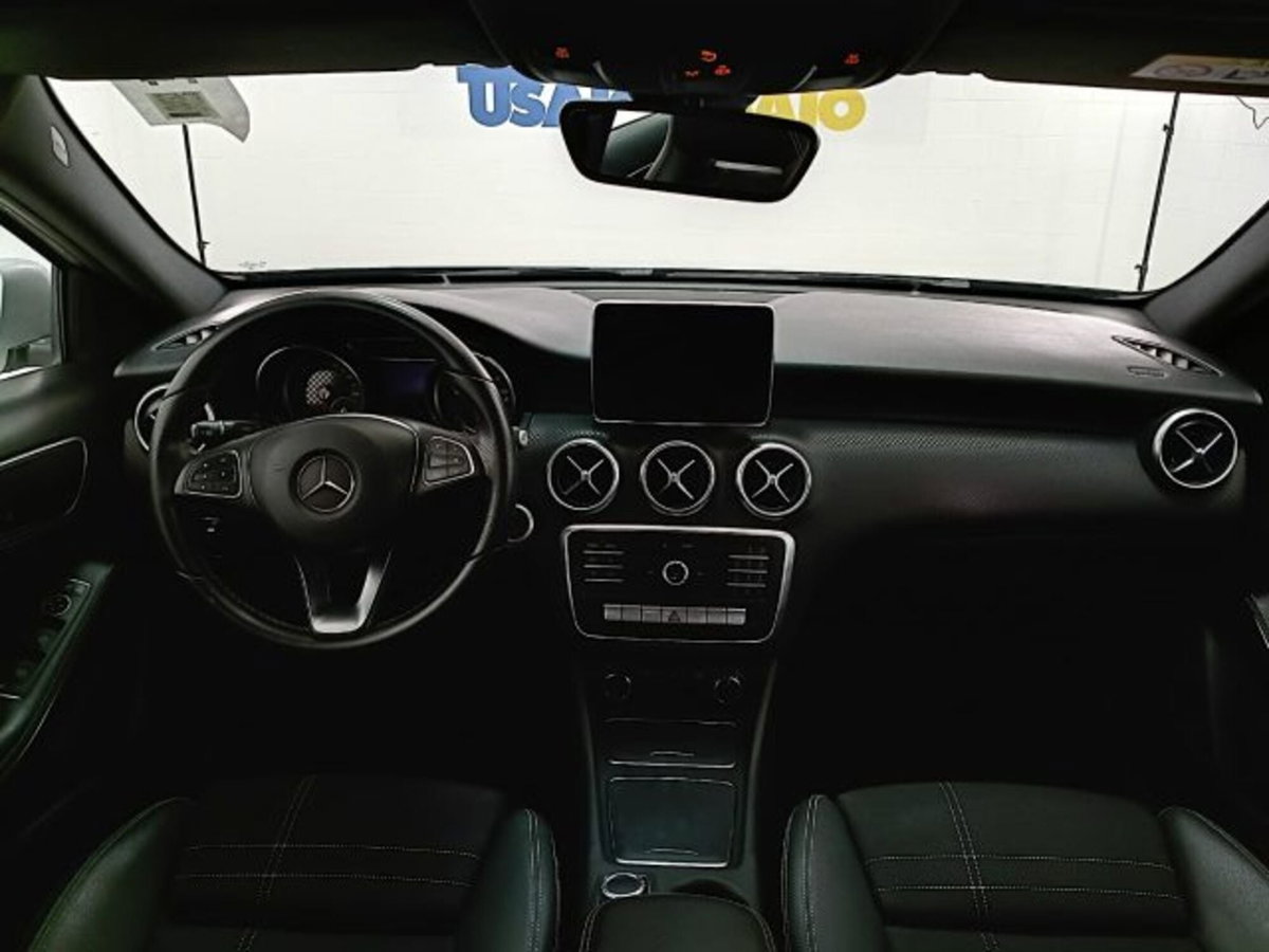 Mercedes-Benz Classe A 200 d Sport (8)