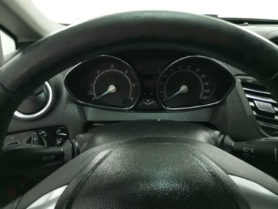 Ford Fiesta Plus 1.5 TDCi 75CV 3 porte (11)