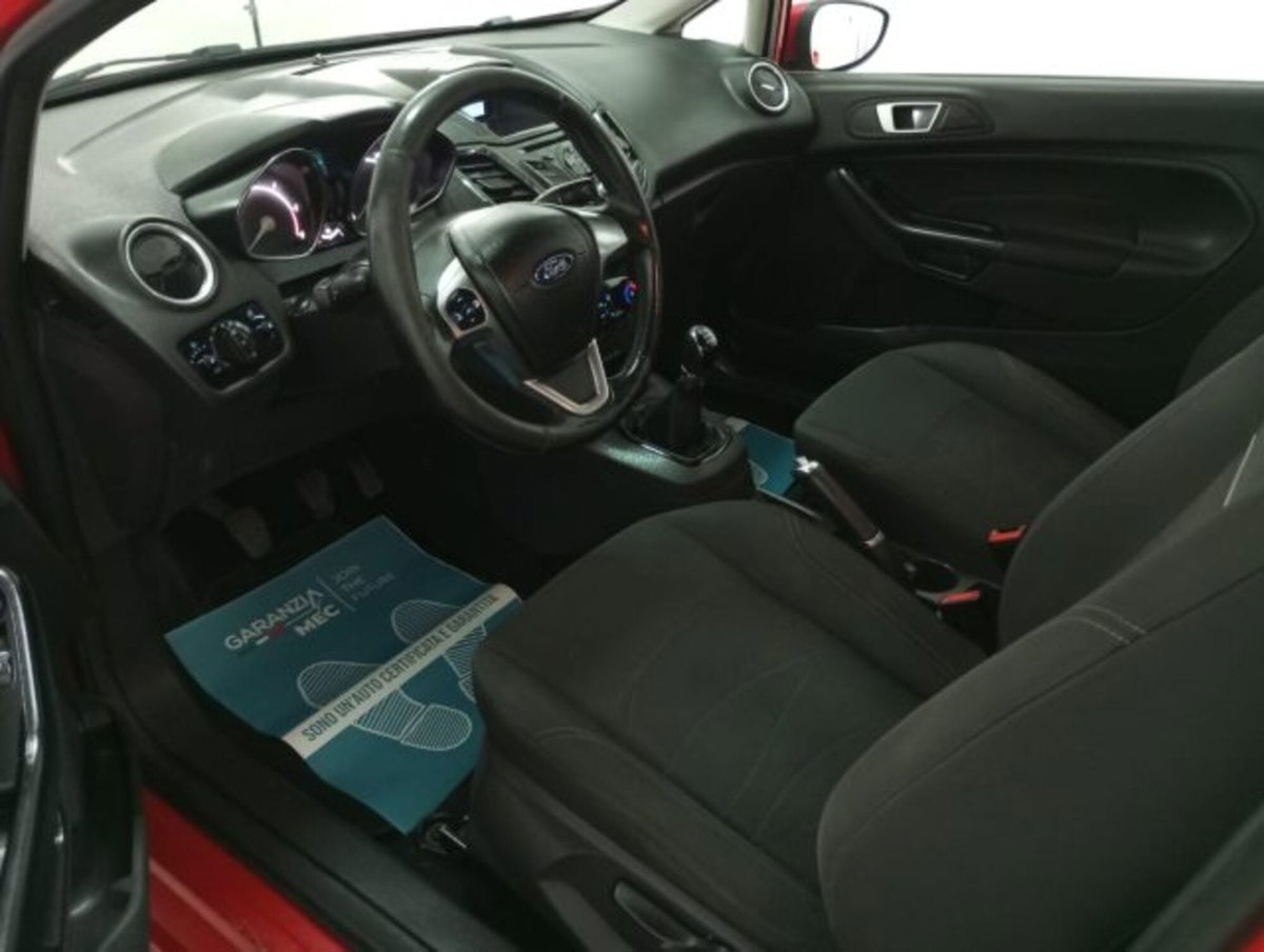 Ford Fiesta Plus 1.5 TDCi 75CV 3 porte (8)