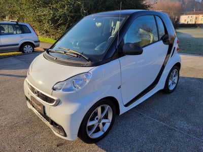 smart Fortwo 1000 52 kW MHD coupé passion  usata