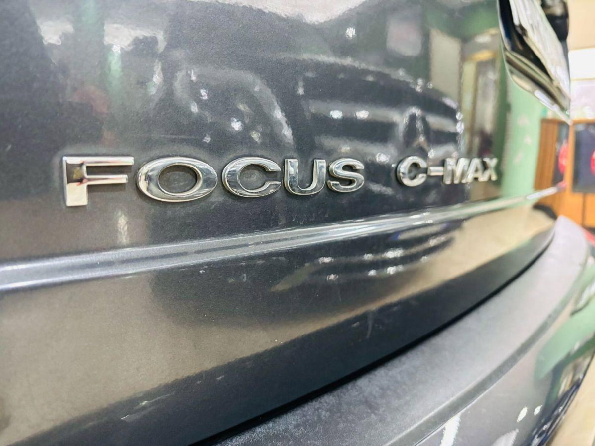 Ford C-Max 2.0 TDCi 136 CV (8)