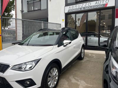 SEAT Arona 1.0 TGI Style usata