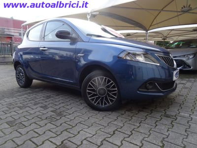 Lancia Ypsilon 1.0 FireFly 5 porte S&S Hybrid Ecochic A. Ferretti usata