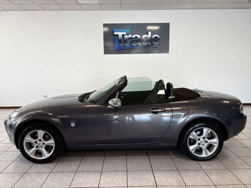 Mazda MX-5 Roadster 1.8L 16V Earth
