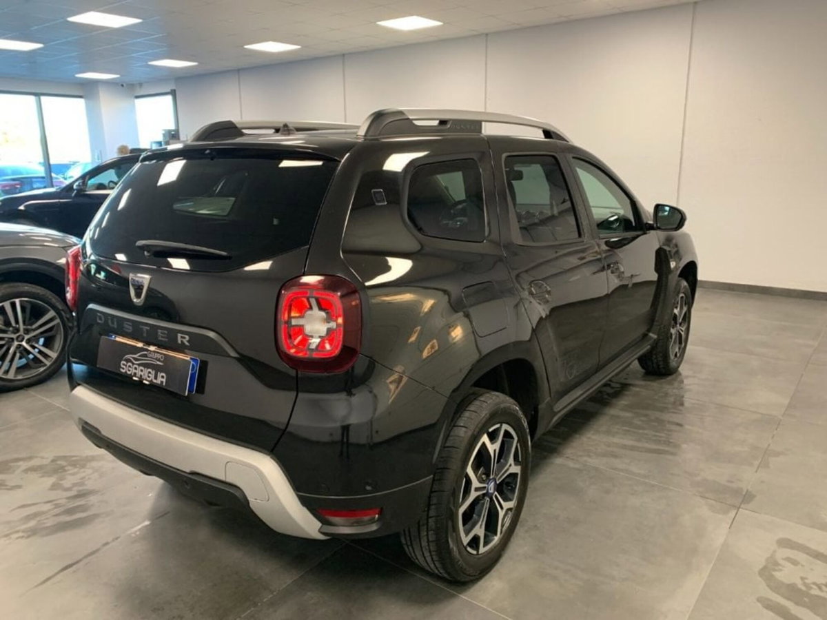 Dacia Duster 1.5 Blue dCi 8V 115 CV 4x2 15th Anniversary (4)