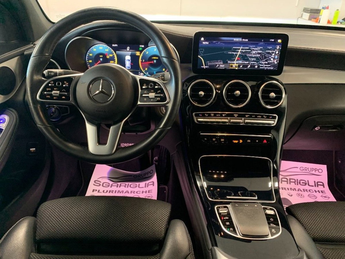 Mercedes-Benz GLC Coupé 220 d 4Matic Coupé Premium (19)