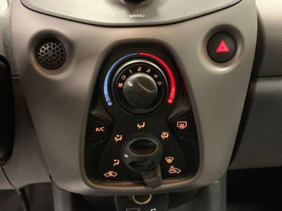 Peugeot 108 72 5 porte Allure (15)