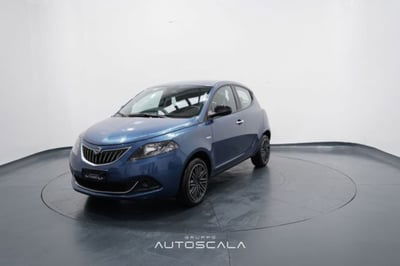 Lancia Ypsilon 1.0 FireFly 5 porte S&S Hybrid Silver Plus usata