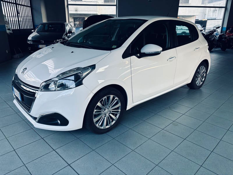 Peugeot 208 82 5 porte Active