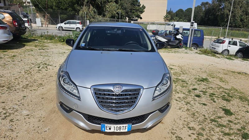 Lancia Delta 1.6 MJT DPF Gold