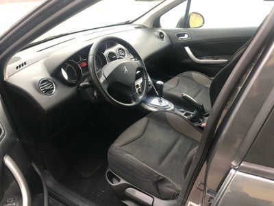 Peugeot 308 1.6 8V HDi 112CV cambio robototizzato 5p. Premium (13)