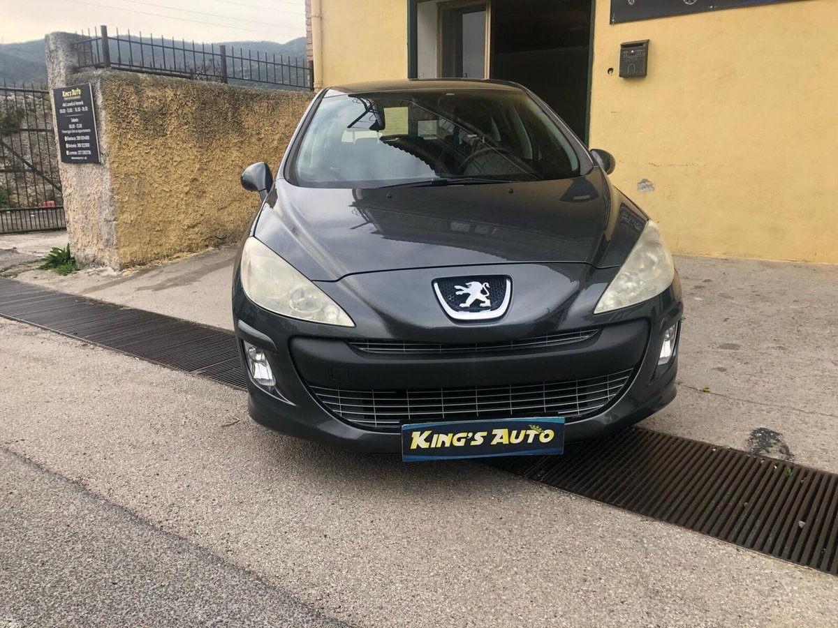Peugeot 308 1.6 8V HDi 112CV cambio robototizzato 5p. Premium (6)