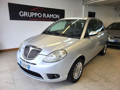 Lancia Ypsilon 1.2 Argento  usata