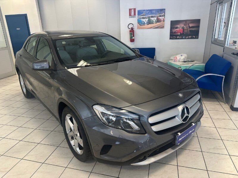 Mercedes-Benz GLA SUV 180 Executive