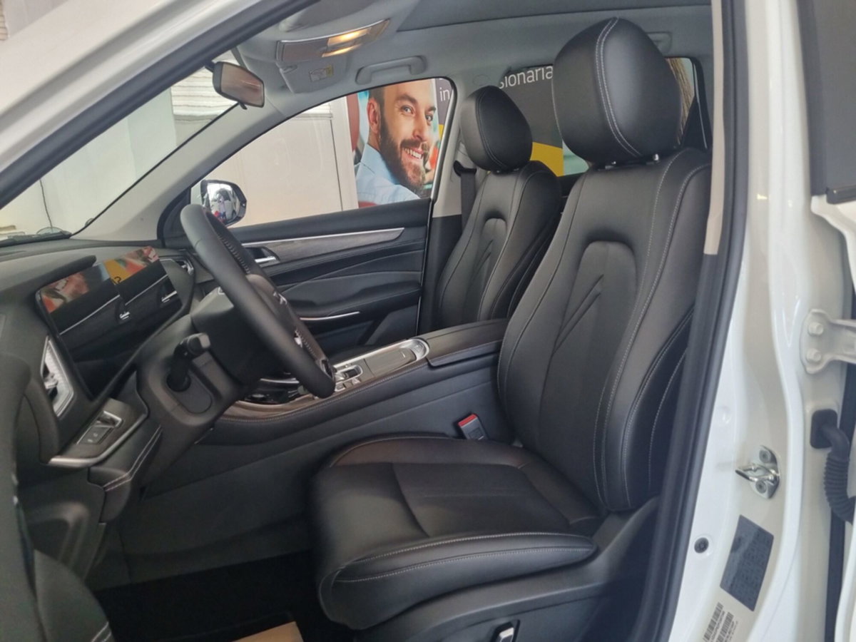 Cirelli Cirelli 4 1.5 turbo Plus dct (13)