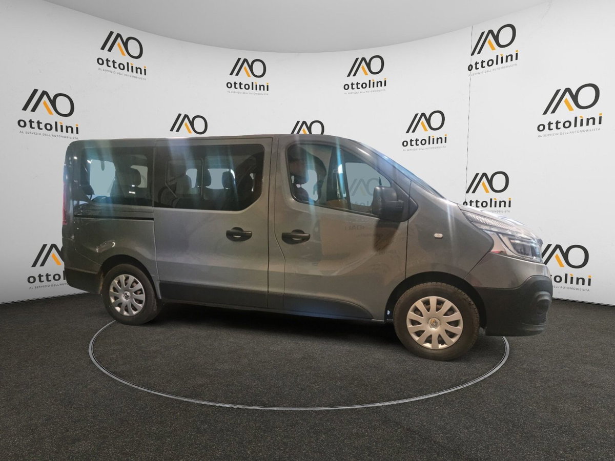 Renault Trafic Furgone T27 2.0 dCi 145CV EDC PC-TN Zen Energy (3)