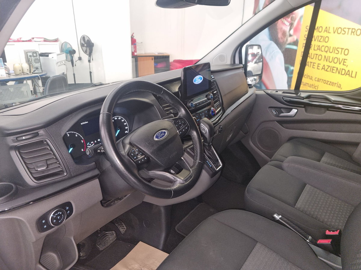 Ford Tourneo Custom 320 2.0 TDCi 130CV aut. PC Trend (7)