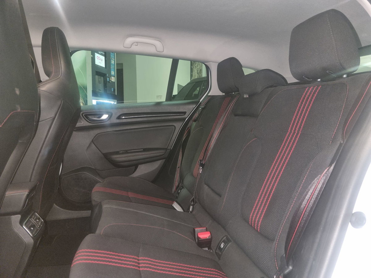Renault Mégane Sporter Plug-in Hybrid E-TECH 160 R.S. Line (9)