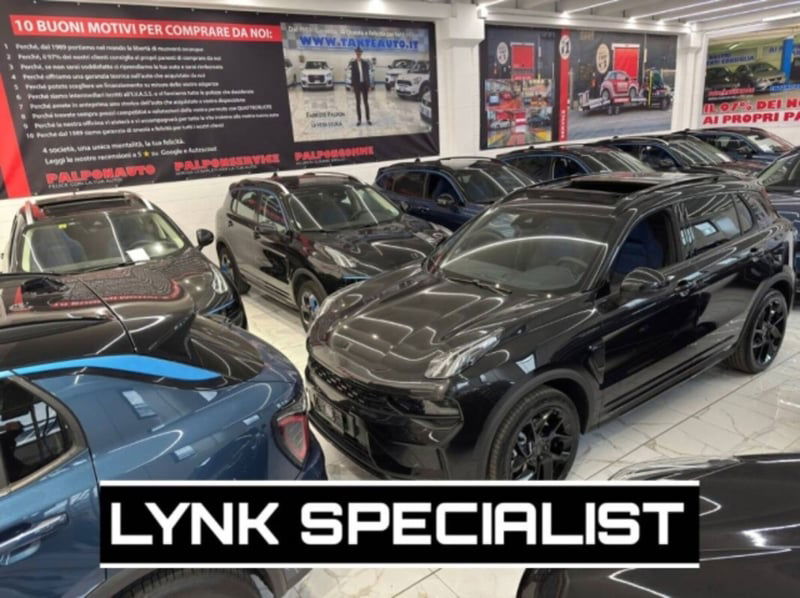 Lynk & Co 01 01 1.5 td phev