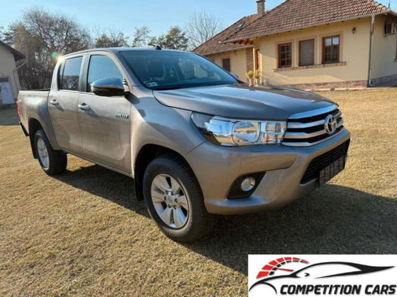 Toyota Hilux 2.D-4D 4WD porte Double Cab Lounge